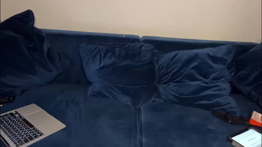 luis7777hui Adult Chat January 21, 2026