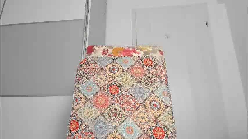 snow_flakee Adult Chat January 21, 2026