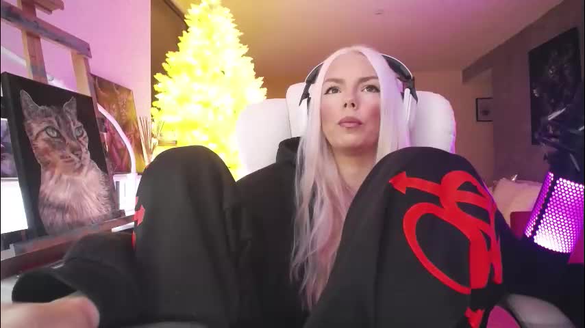 tinykylie Adult Chat January 21, 2026