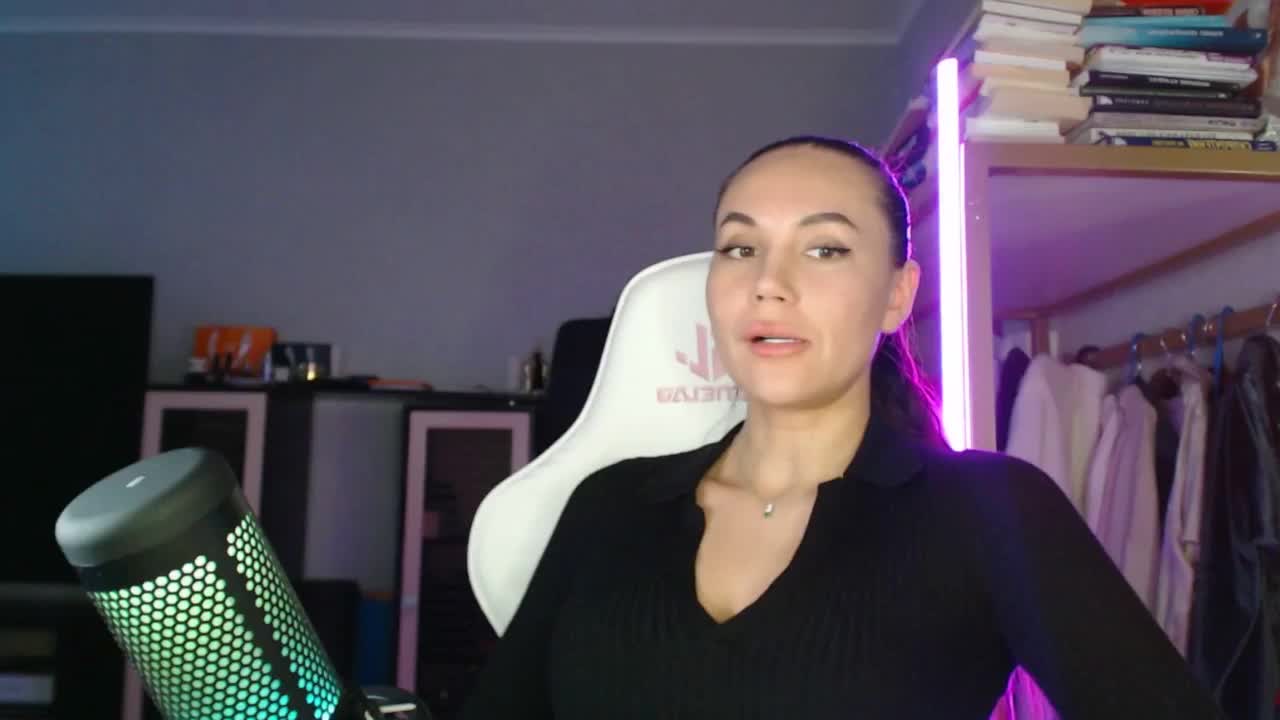 QWEENII Adult Chat January 21, 2026