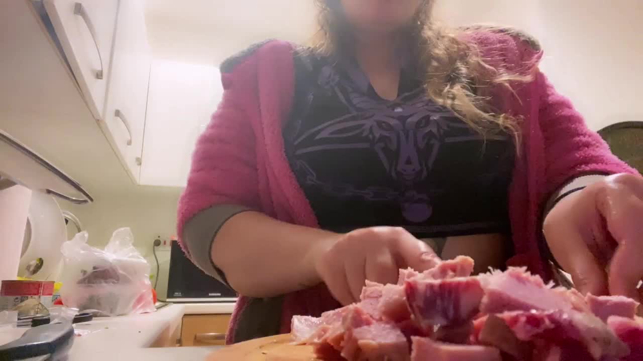 NylonQueen Adult Chat January 21, 2026