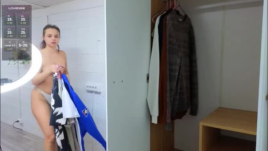 misss_viki Adult Chat January 21, 2026