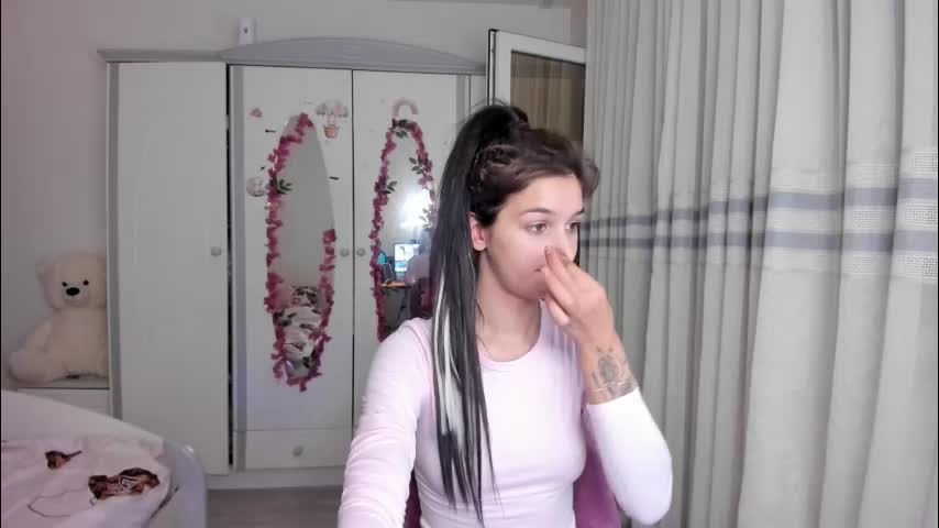 maya_and_guests Adult Chat January 22, 2026