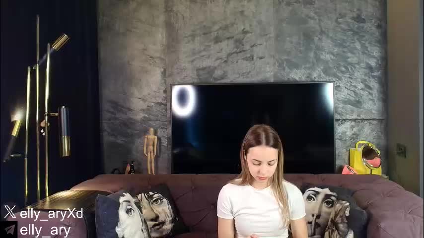 elly_ary Adult Chat January 22, 2026