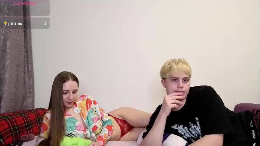 emily_and_ilumi Adult Chat January 22, 2026