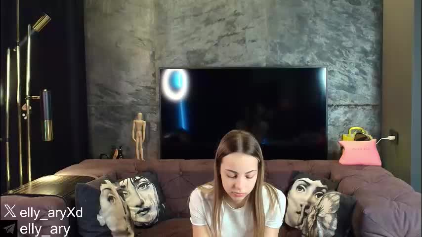 elly_ary Adult Chat January 22, 2026