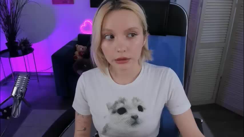 aurorawrenfield Adult Chat January 22, 2026