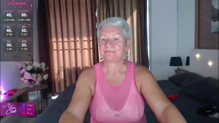 roxana_brooks Adult Chat January 22, 2026