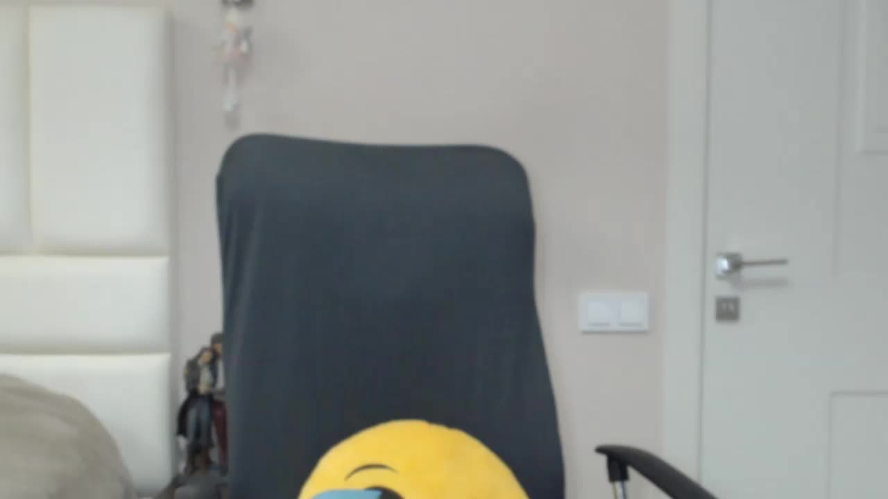 aniutkamau Adult Chat January 22, 2026