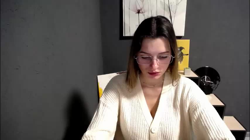 olivia_vi Adult Chat January 22, 2026