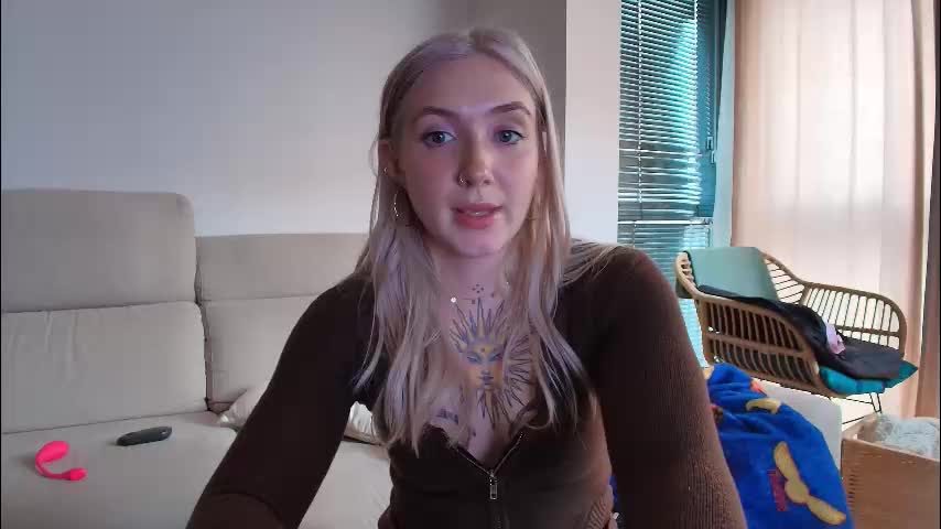 tattoobbgirl Adult Chat January 22, 2026