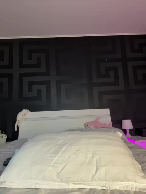 -Sara- Adult Chat January 22, 2026