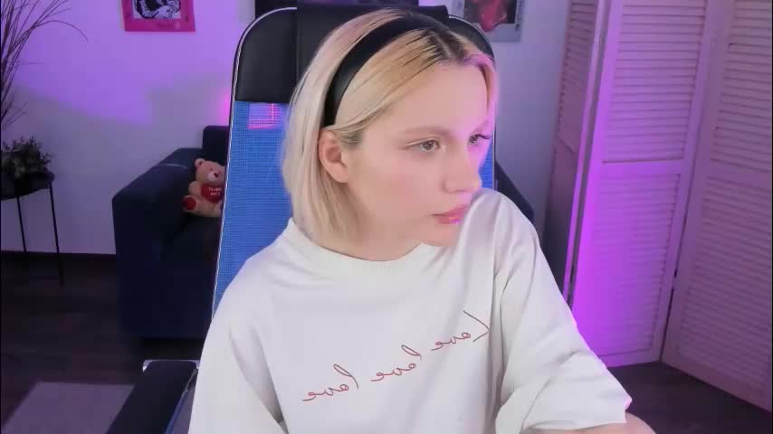 aurorawrenfield Adult Chat January 22, 2026