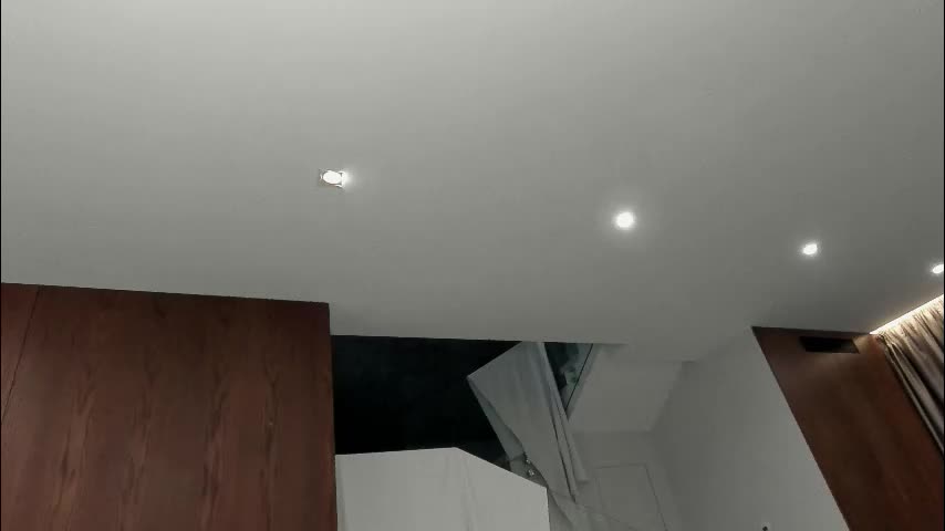 ehotlovea Adult Chat January 22, 2026