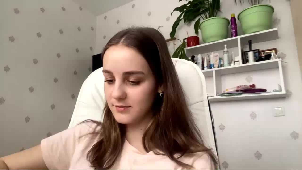 UrShineKatie Adult Chat January 22, 2026