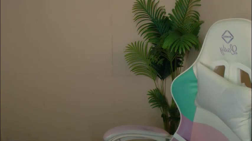 vivien_leight Adult Chat January 22, 2026