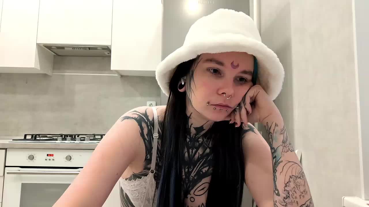 RobbynIturbe Adult Chat January 23, 2026