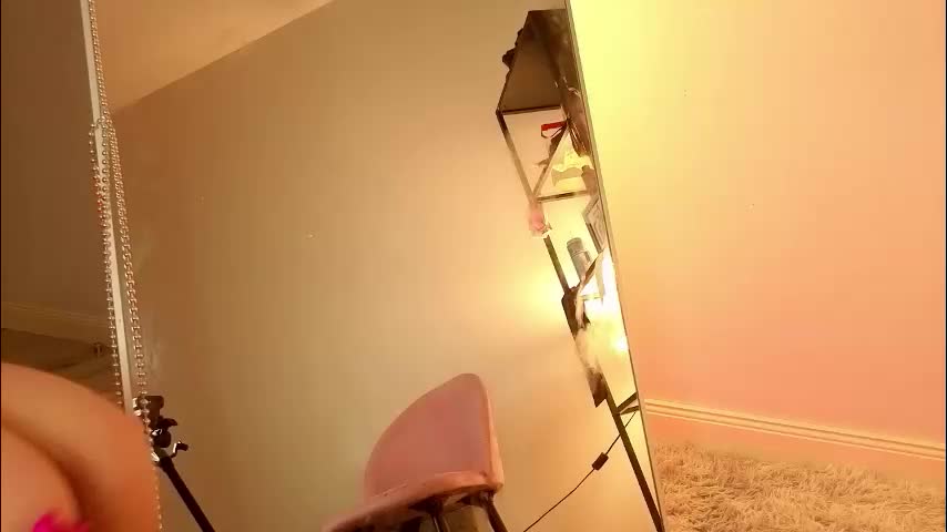 elfiecollins Adult Chat January 23, 2026