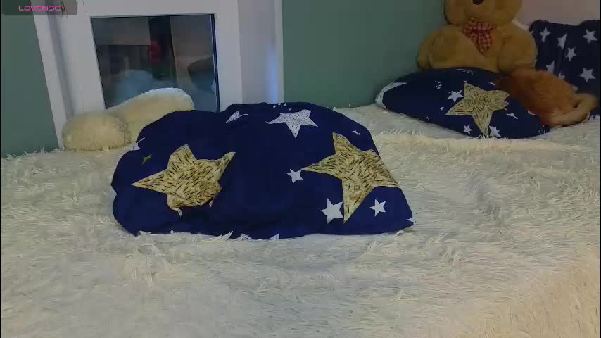 summer_hazee Adult Chat January 23, 2026