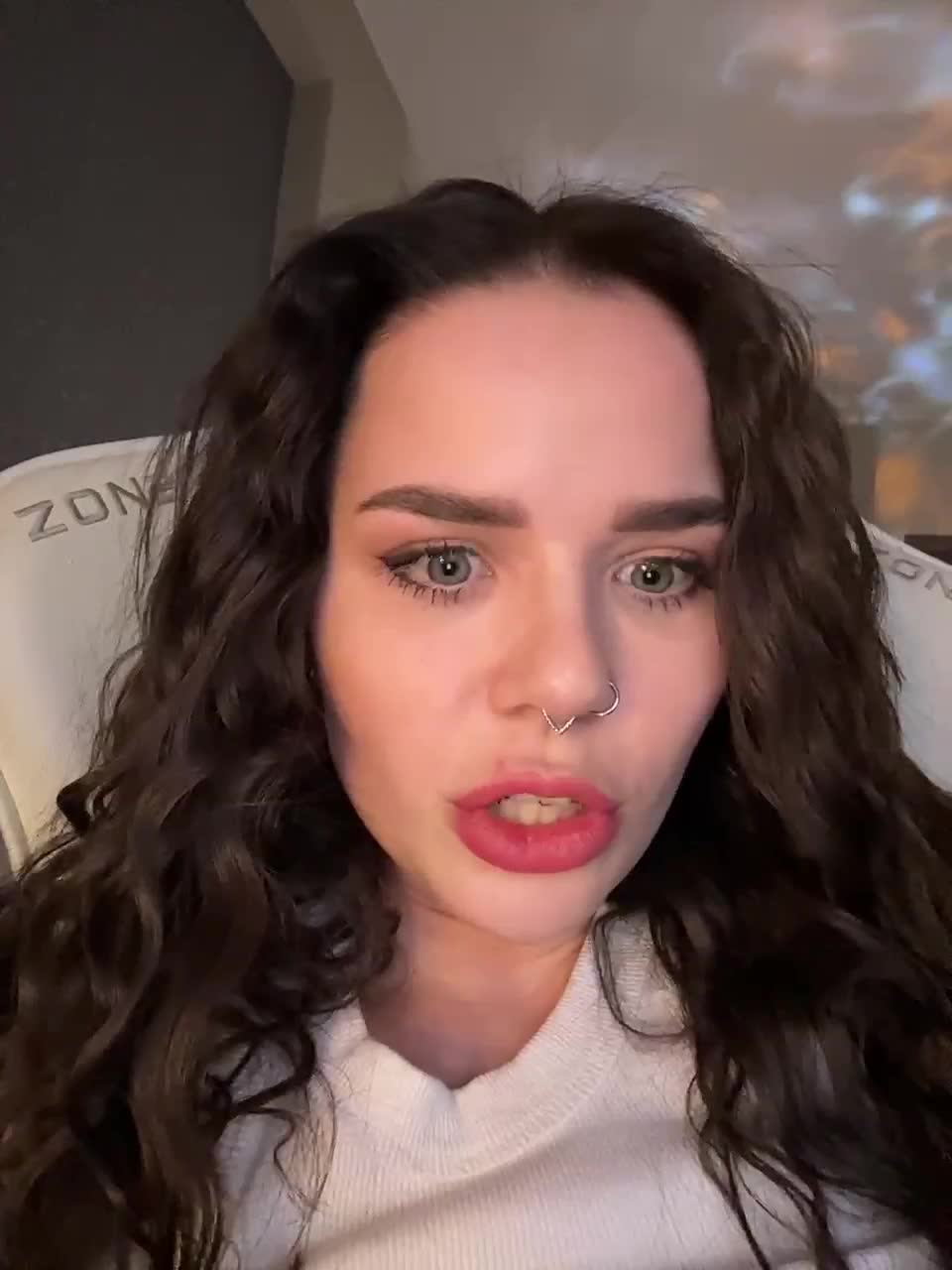 MiniNika Adult Chat January 23, 2026