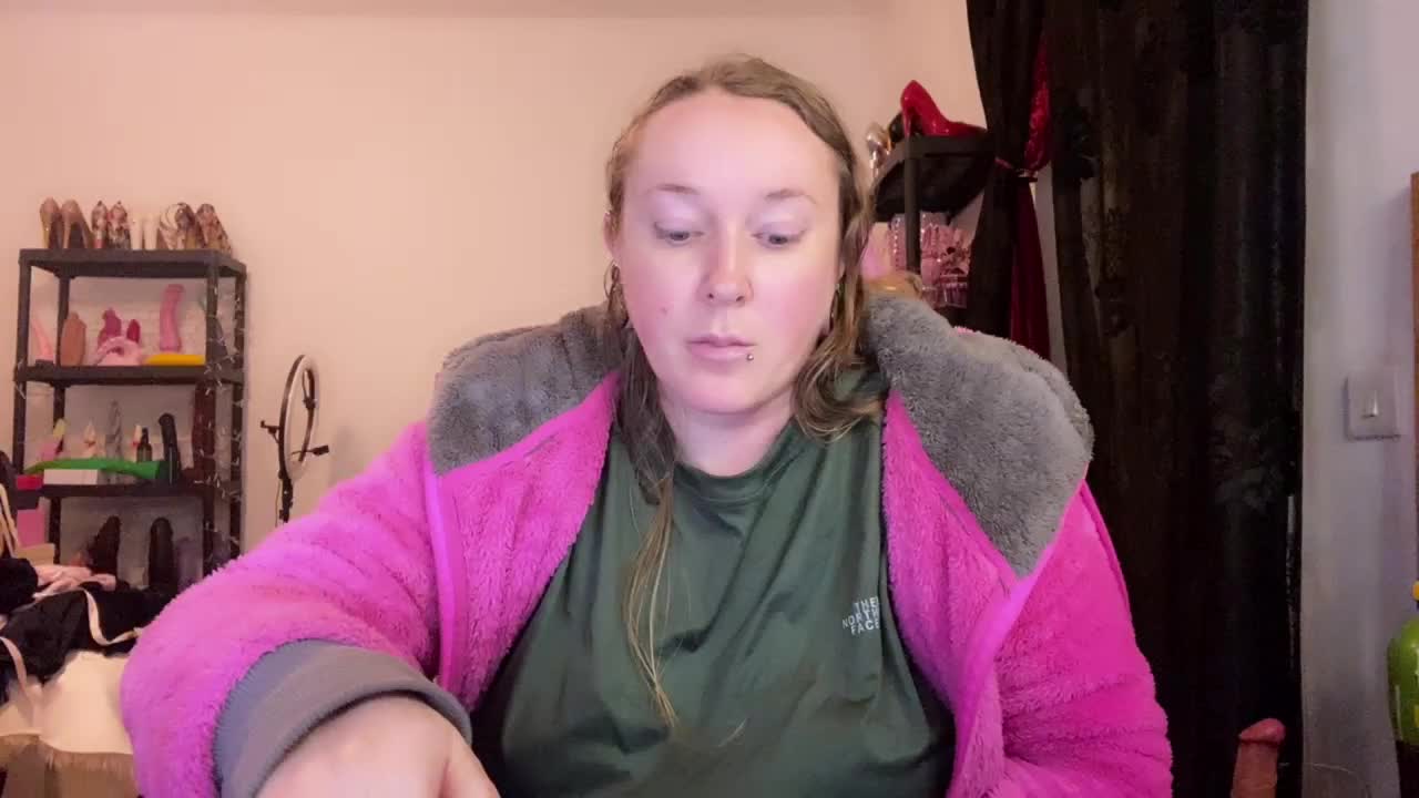 NylonQueen Adult Chat January 24, 2026