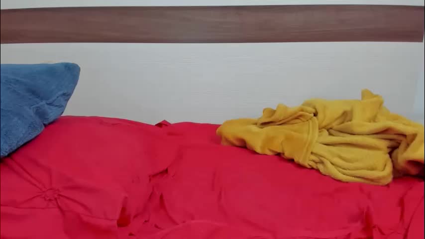 00ingrid00 Adult Chat January 24, 2026