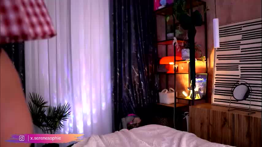 serene_sophiex Adult Chat January 24, 2026