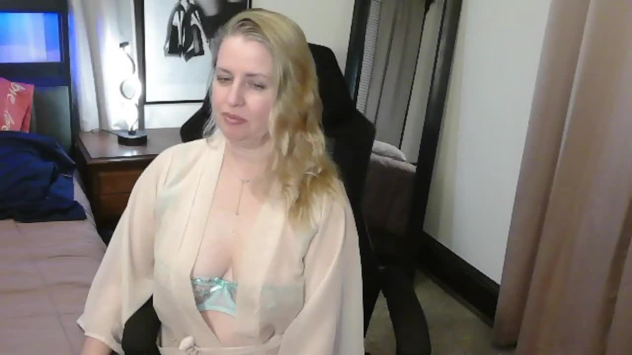 Holliekate Adult Chat January 24, 2026