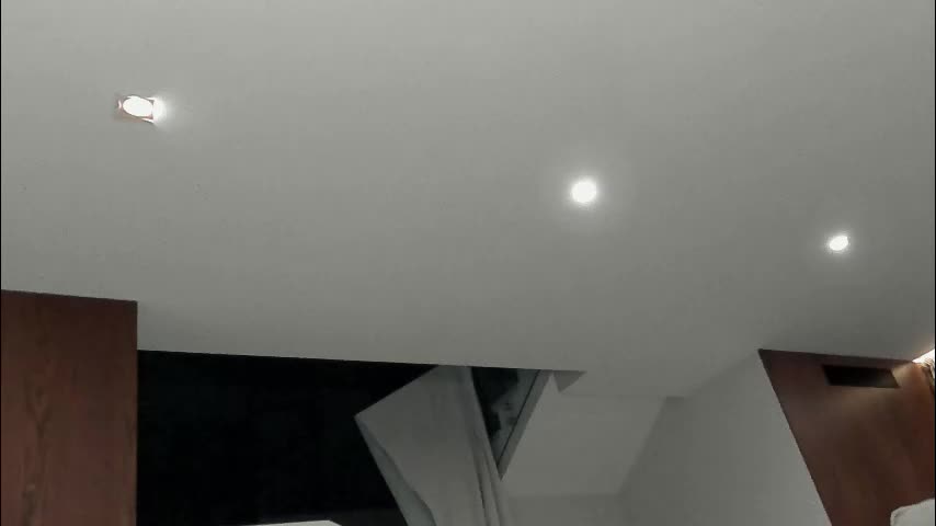 ehotlovea Adult Chat January 24, 2026