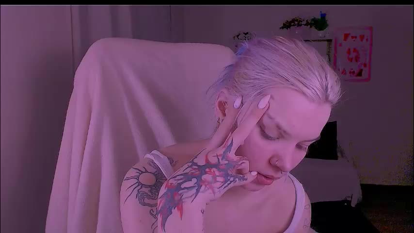 hot_blonda_ Adult Chat January 24, 2026