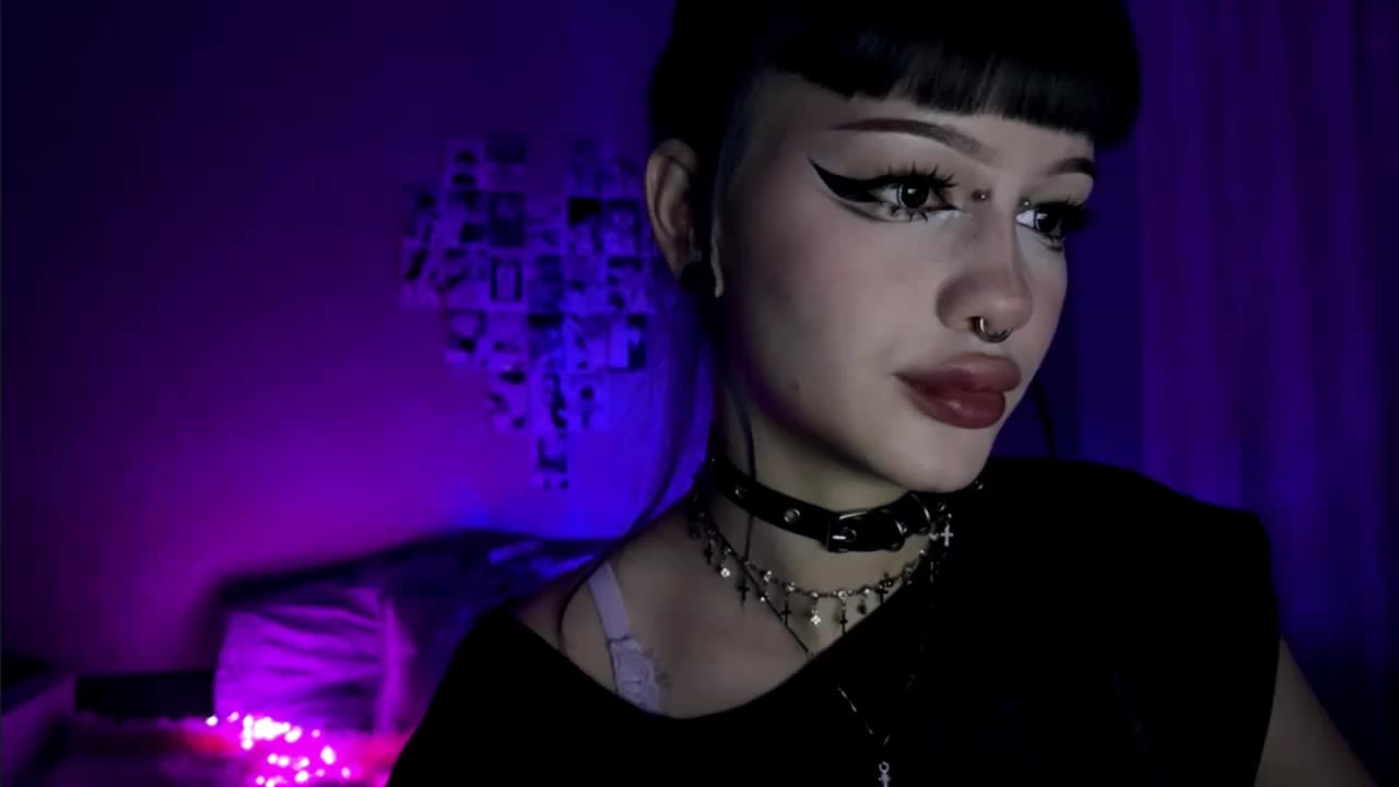 dieonisia Adult Chat January 25, 2026