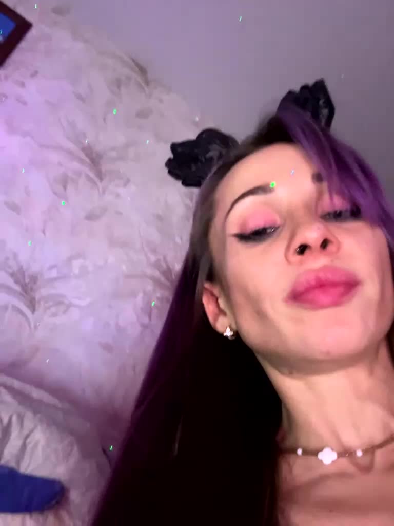 VIP17CoupleDream Adult Chat January 25, 2026