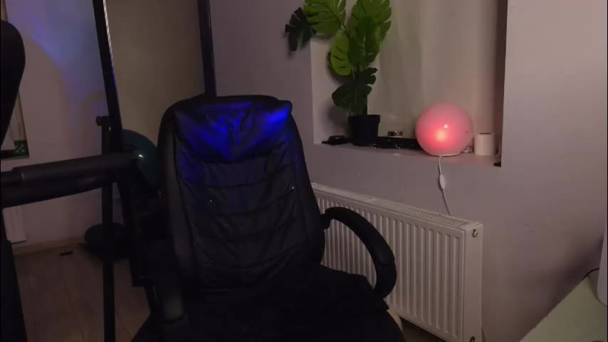 agelina_summer Adult Chat January 25, 2026