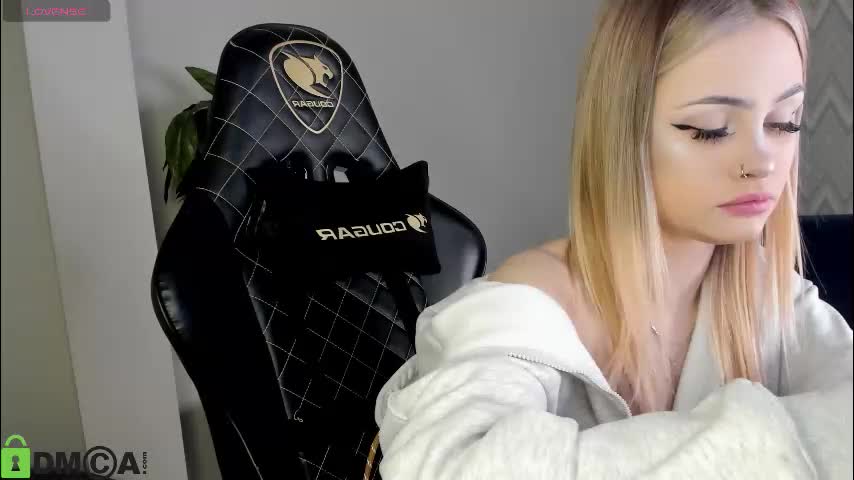 elsa_carterr Adult Chat January 25, 2026