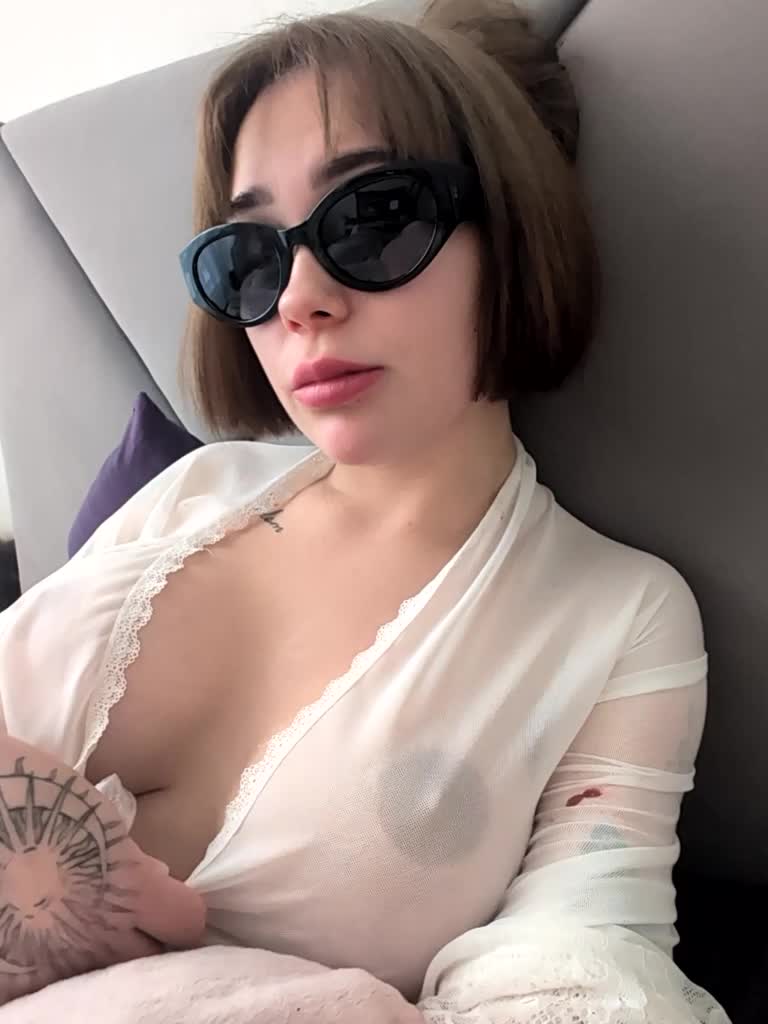 GroteskCouple Adult Chat January 25, 2026