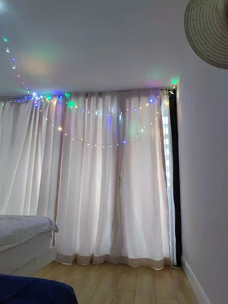 Lola3000 Adult Chat January 25, 2026