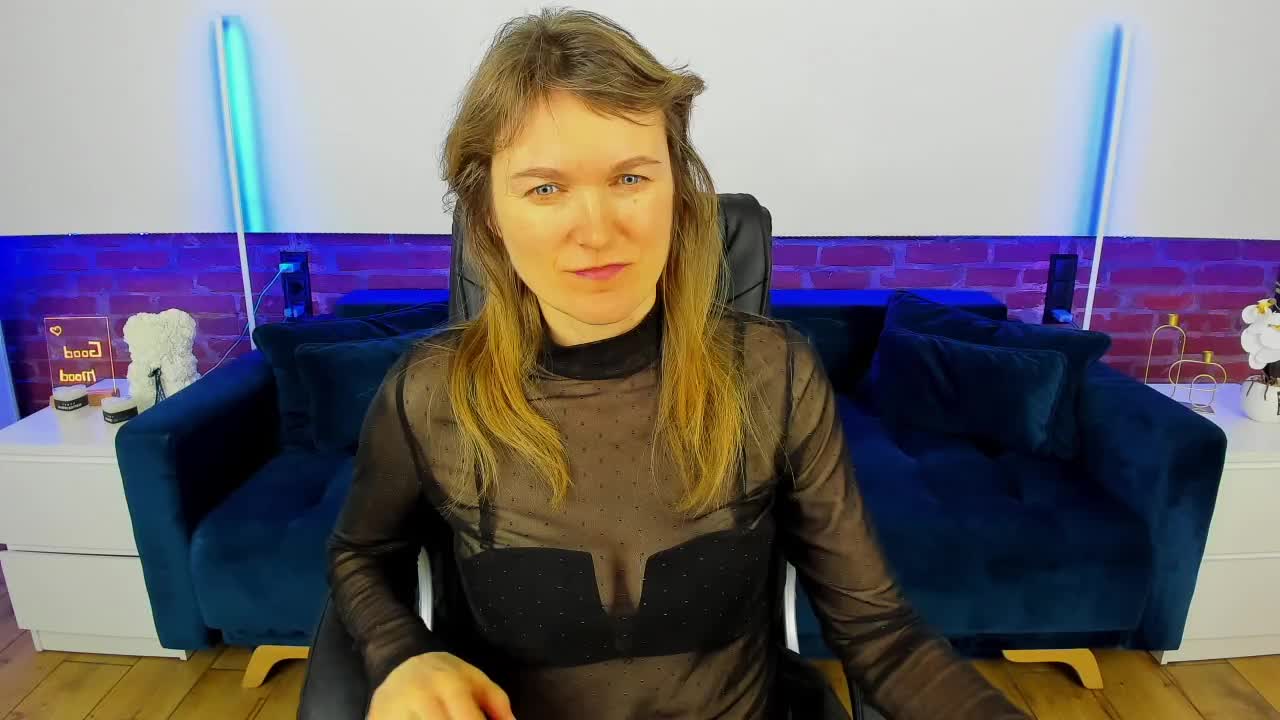 Annabel-xxx Adult Chat January 25, 2026