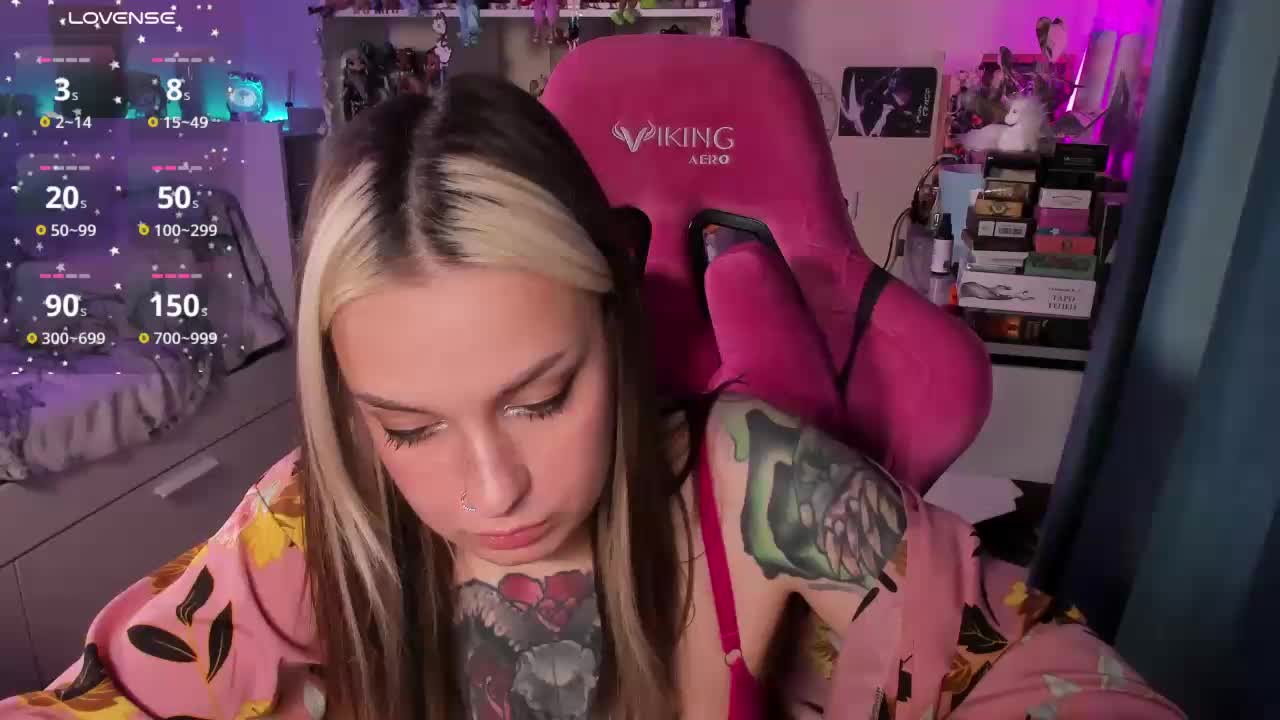 ChloeKohaku Adult Chat January 25, 2026