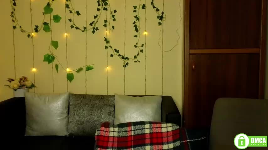 Aliciaredluv Adult Chat January 25, 2026