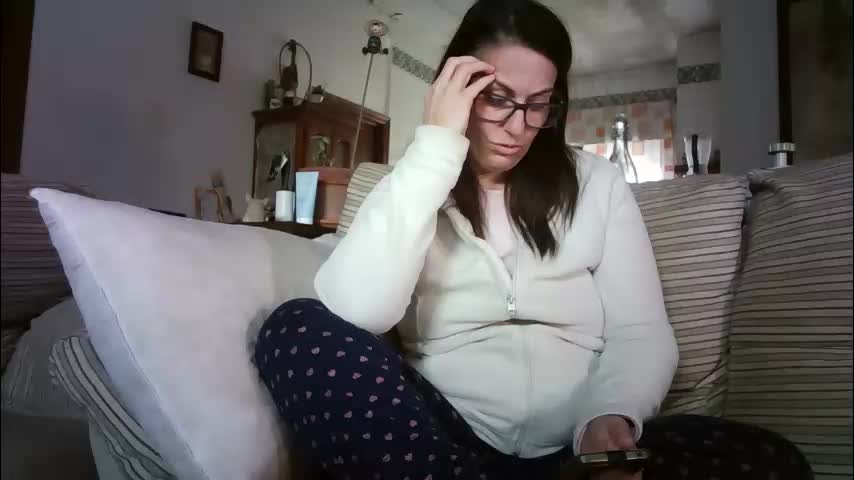 lolahueso Adult Chat January 26, 2026