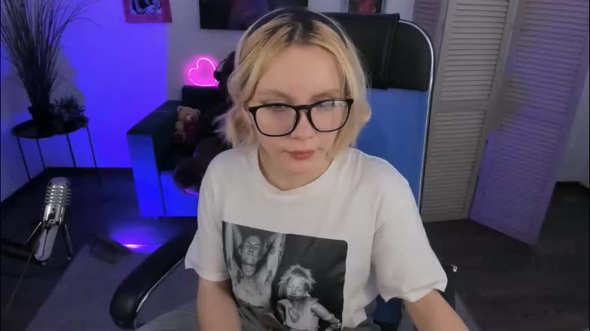 aurorawrenfield Adult Chat January 26, 2026