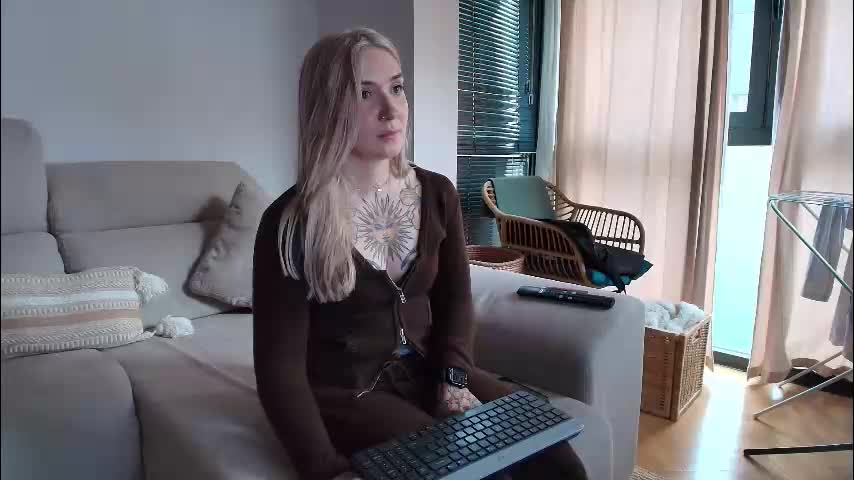 tattoobbgirl Adult Chat January 26, 2026