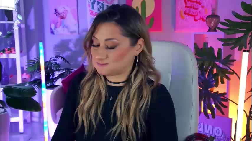 sarahholly Adult Chat January 26, 2026