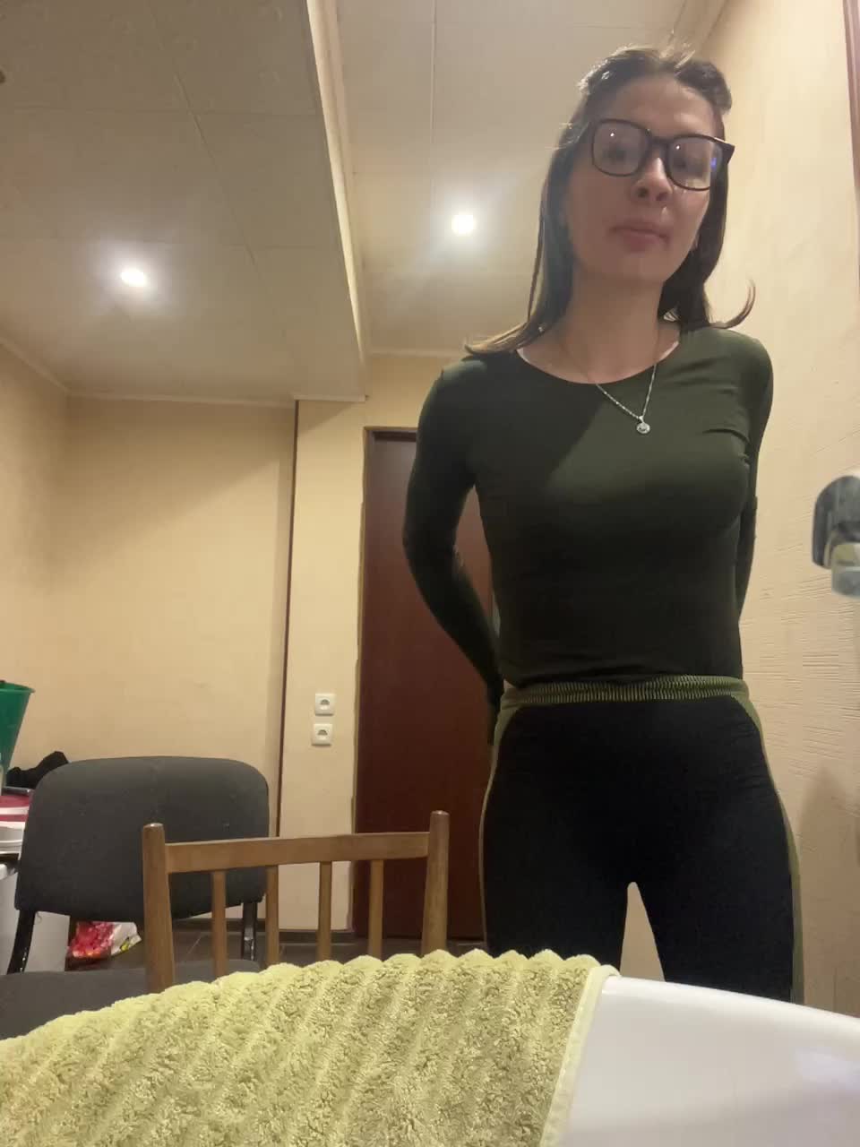 AHAHAC_HAXPEH_B_yHuTa3 Adult Chat January 26, 2026