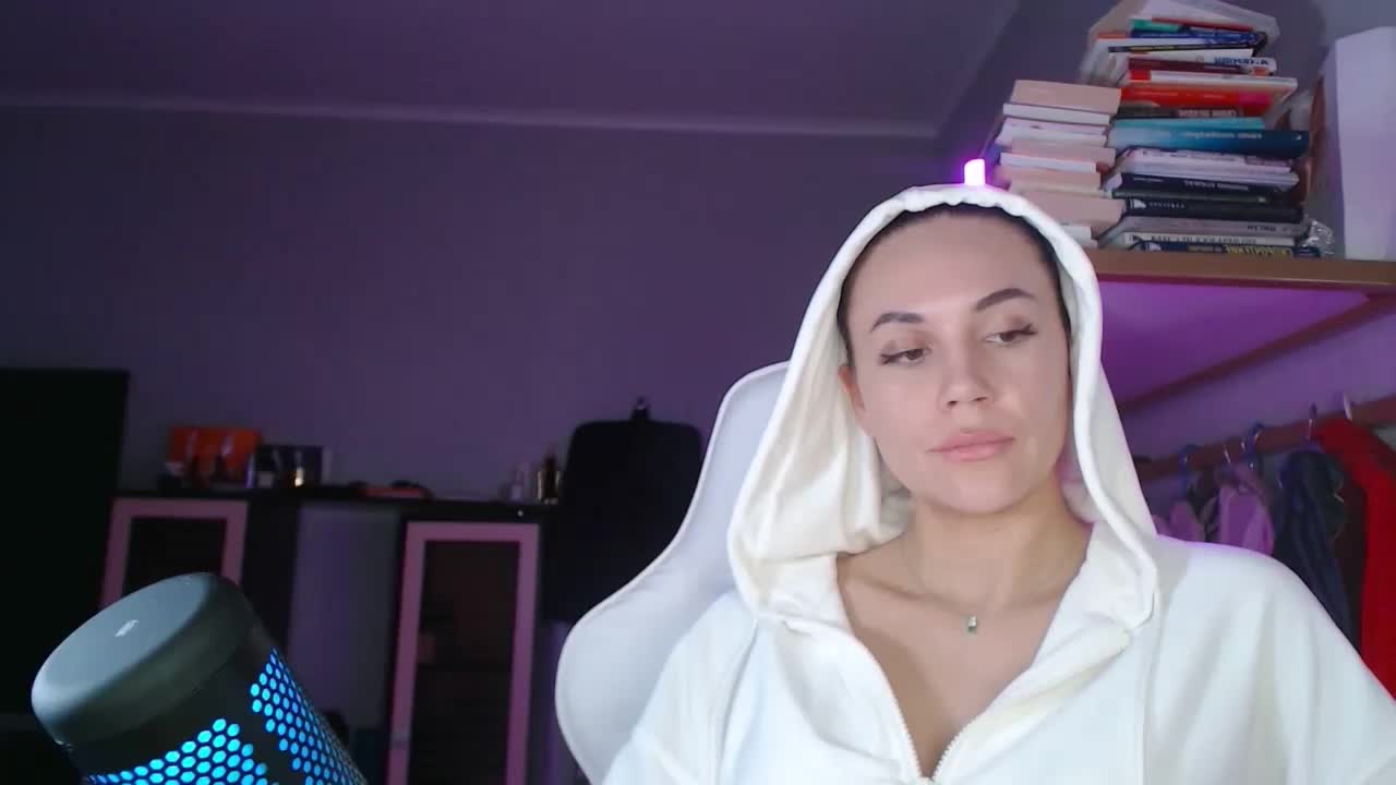 QWEENII Adult Chat January 27, 2026