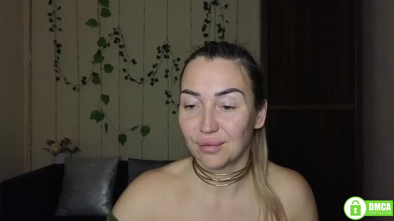 Jullyblondkiss Adult Chat January 27, 2026