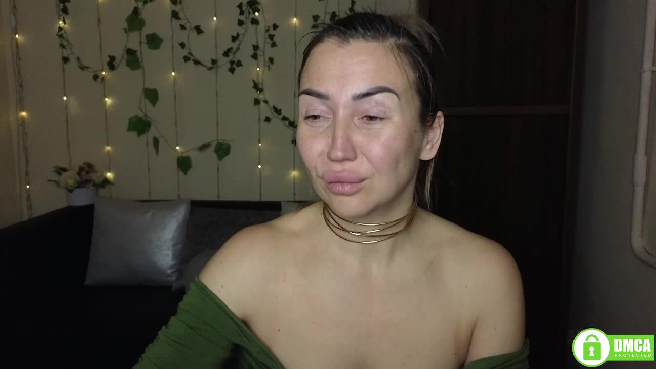 Jullyblondkiss Adult Chat January 27, 2026