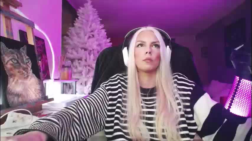 tinykylie Adult Chat January 27, 2026