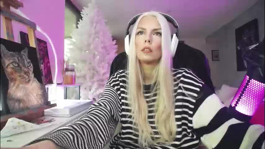 tinykylie Adult Chat January 27, 2026
