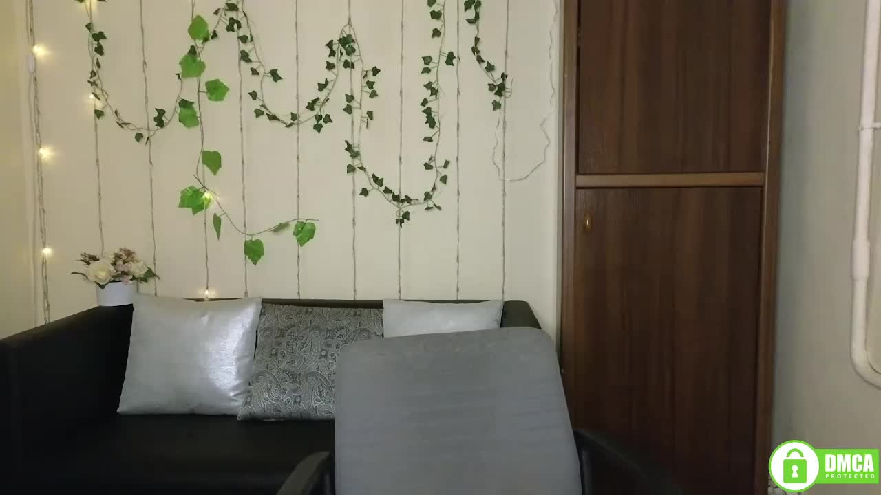 Jullyblondkiss Adult Chat January 27, 2026